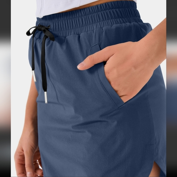 💚HP💚NWT HALARA HW Drawstring Side Pocket 2-in-1 Curved Hem Mini Golf Skirt - Picture 11 of 13